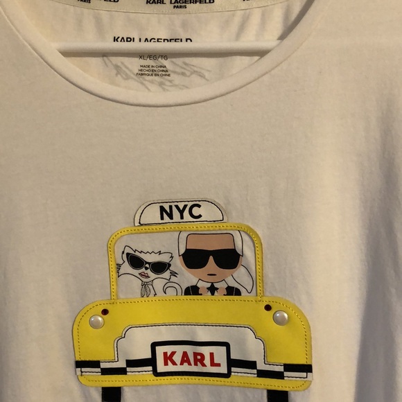 Karl Lagerfeld and his cat in NYC Taxi cab white t-shirt size XL - Picture 2 of 2
